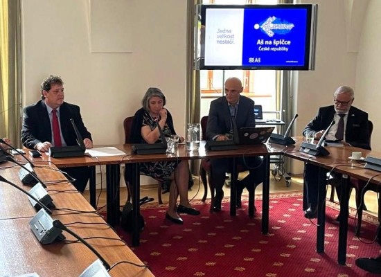 Lex Aš jako nástroj rozvoje regionů získal podporu v senátním výboru