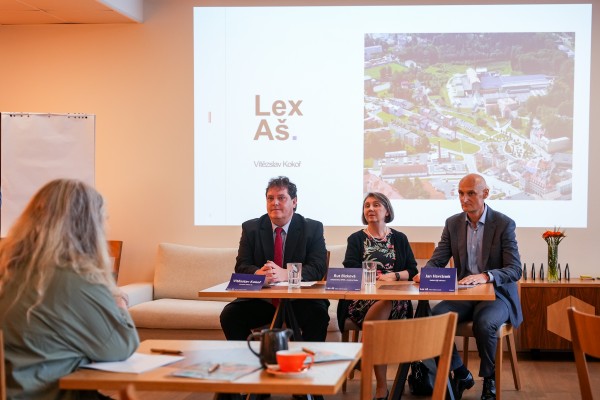 TISKOVÁ ZPRÁVA. Lex Aš – Město chce speciální ekonomickou zónu s nulovou daní